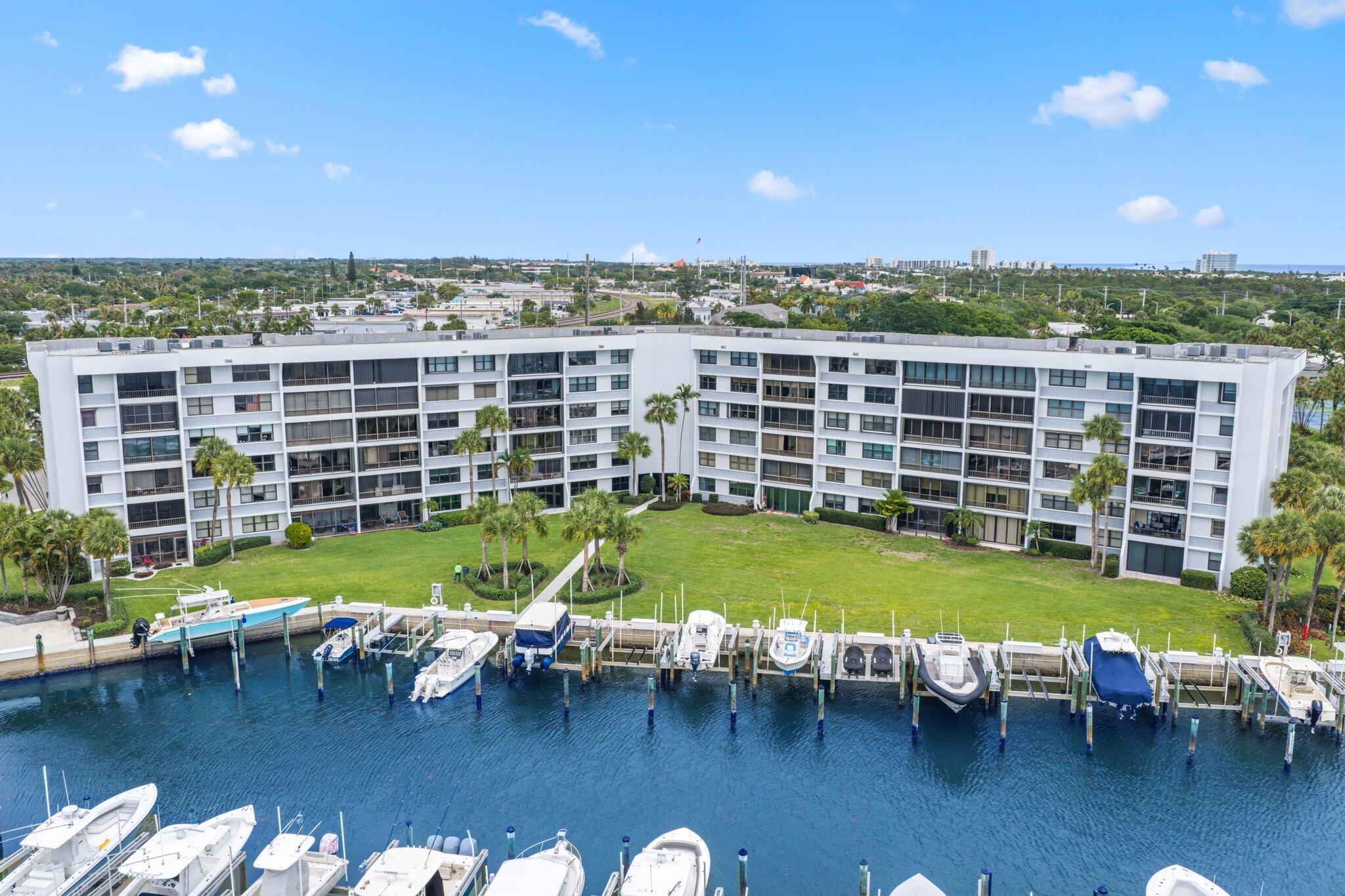 JUPITER COVE CONDO - Residential