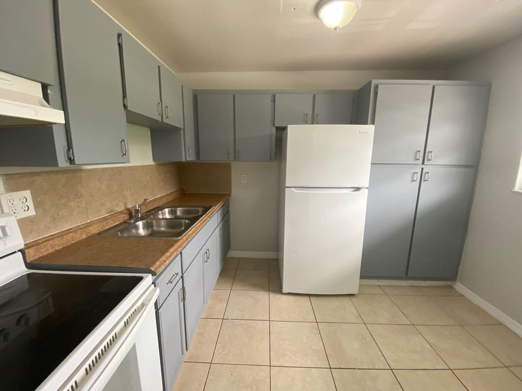 Photo of 3208 Louisiana Avenue #7, Fort Pierce, FL 34950 (MLS # R11122957)