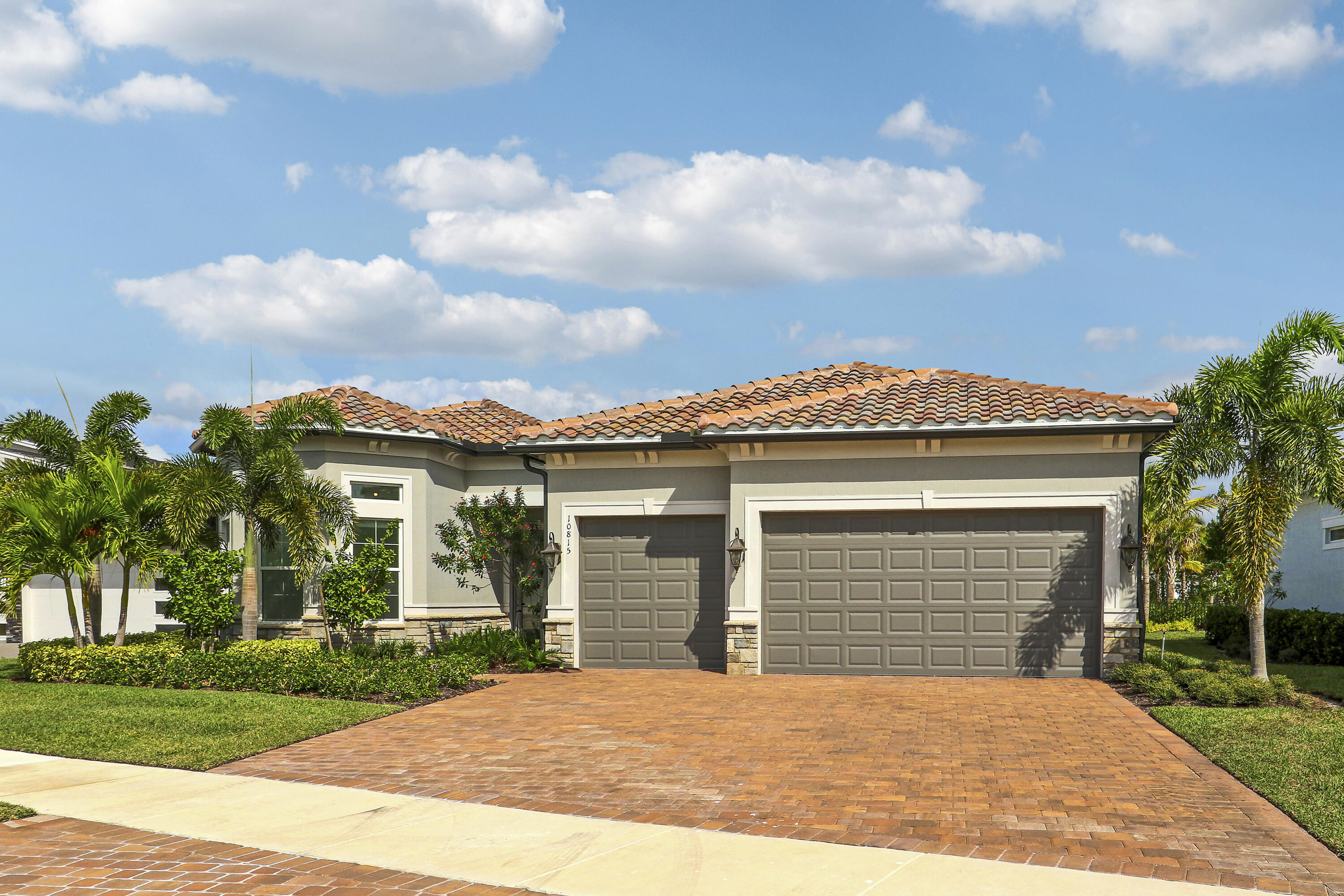 10815 Stellar Circle