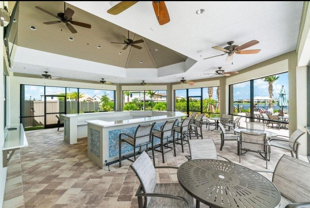 FIELDS AT GULFSTREAM POLO - Residential Lease