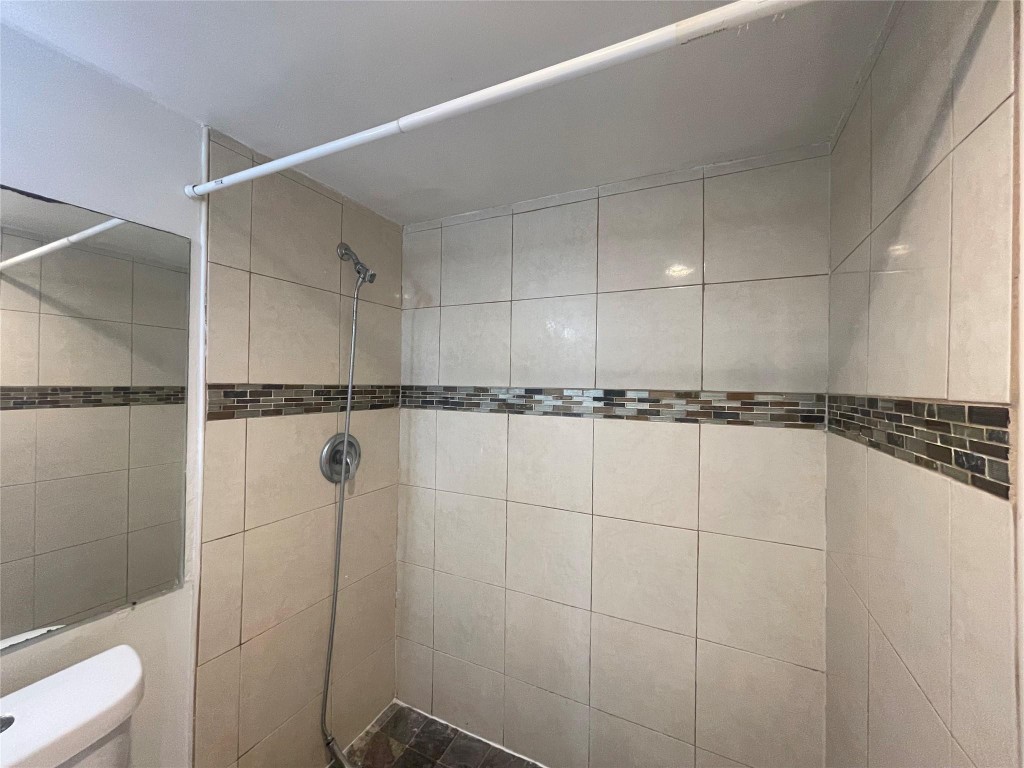 Lakes of Inverrary - Residential