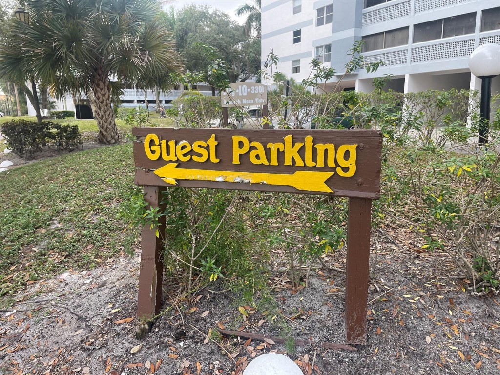 Lakes of Inverrary - Residential