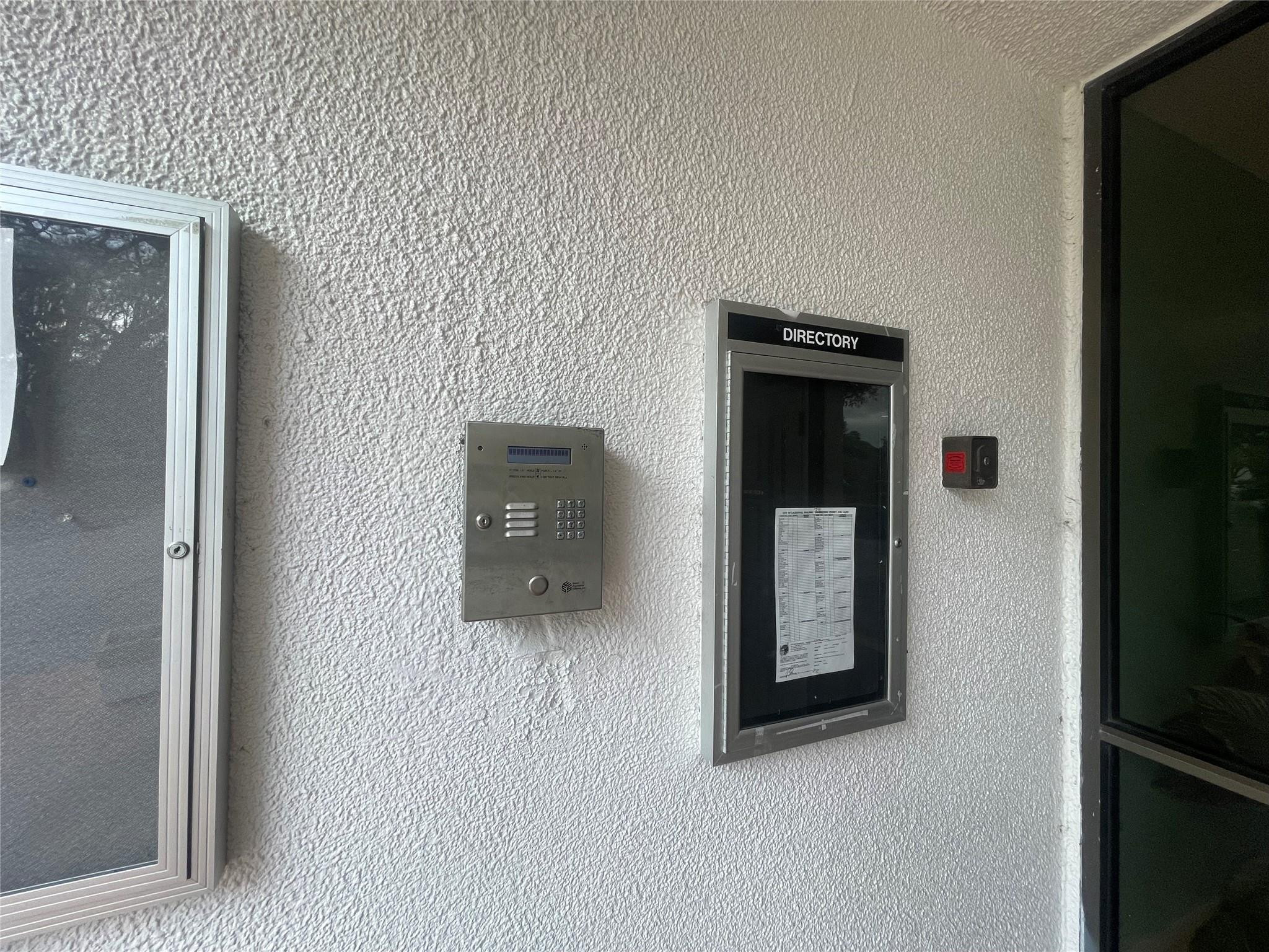 Lakes of Inverrary - Residential