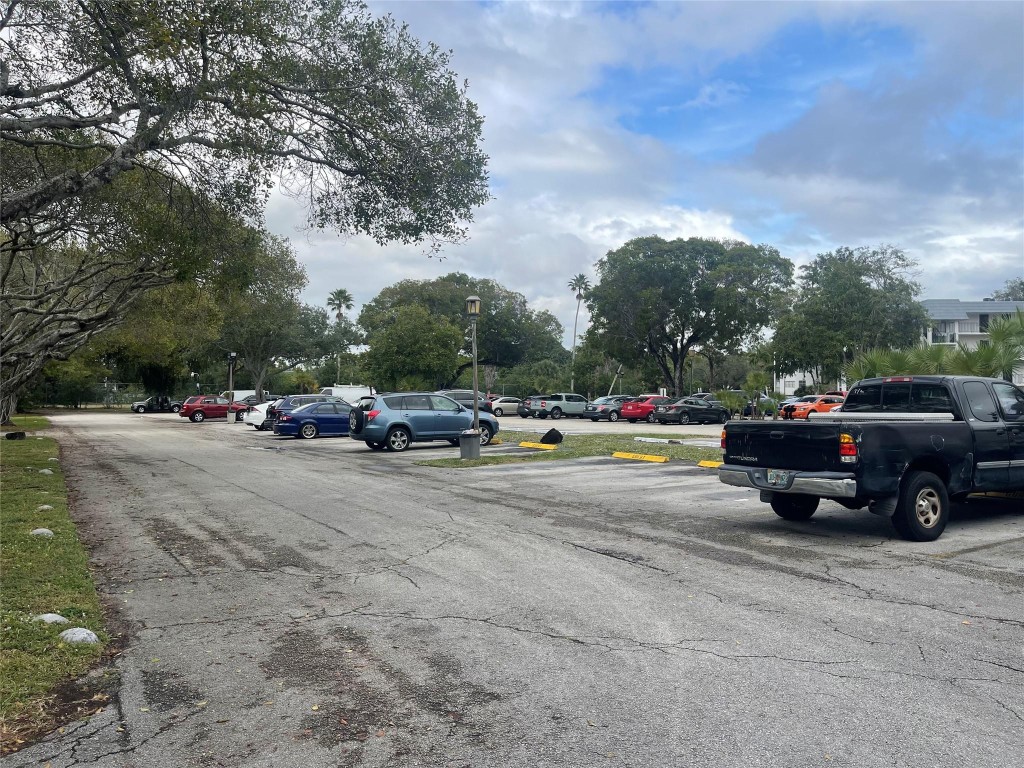 Lakes of Inverrary - Residential