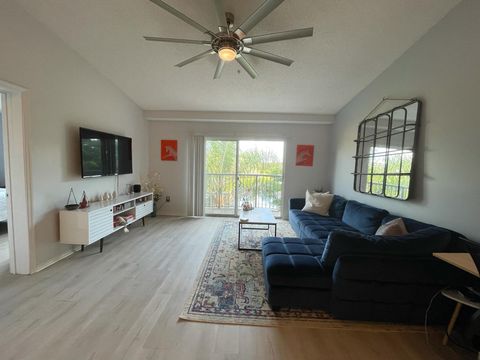 300 Crestwood Court N 318 Royal Palm Beach FL 33411