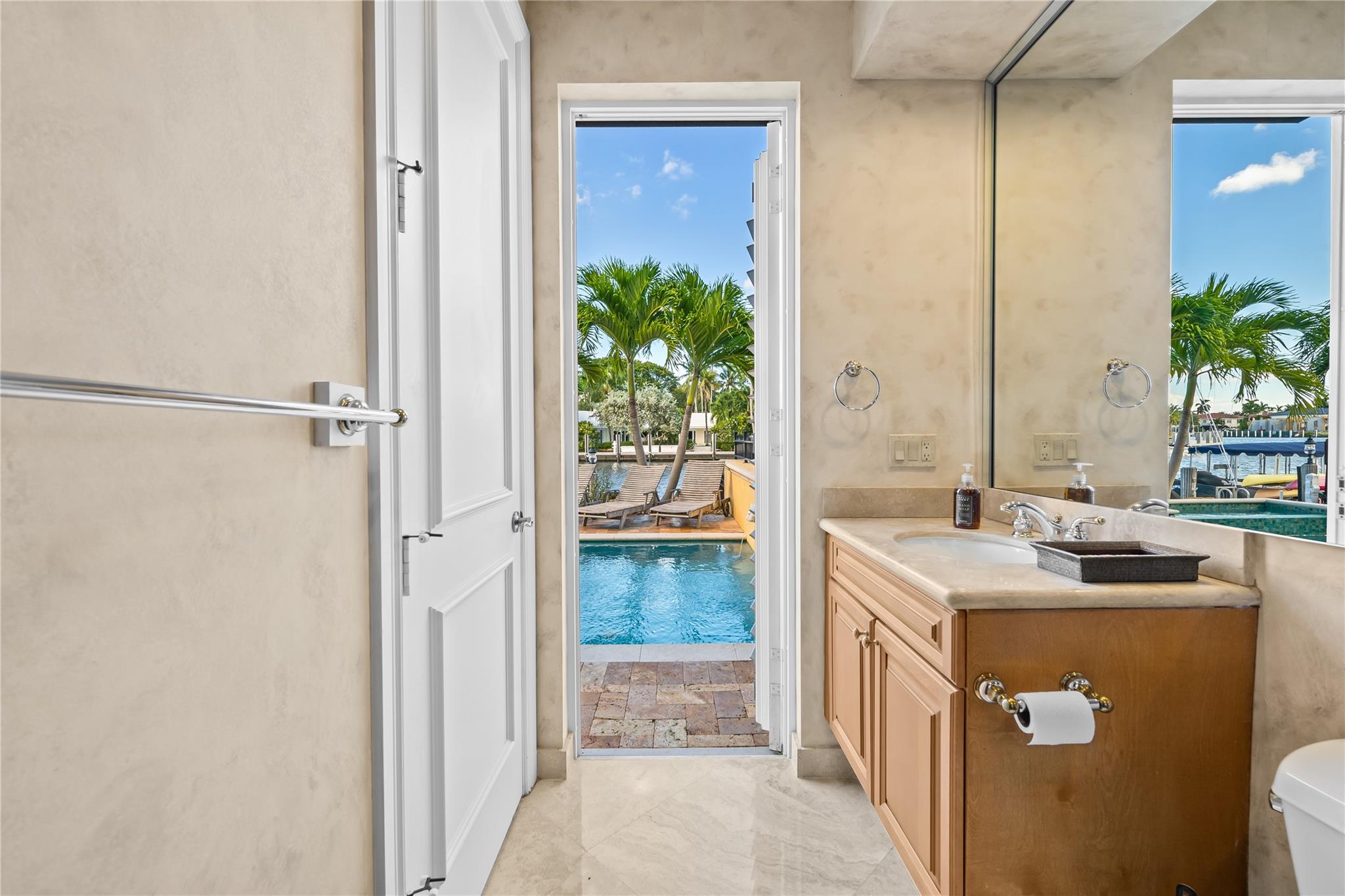 Lighthouse Point 3rd Sec - Residential