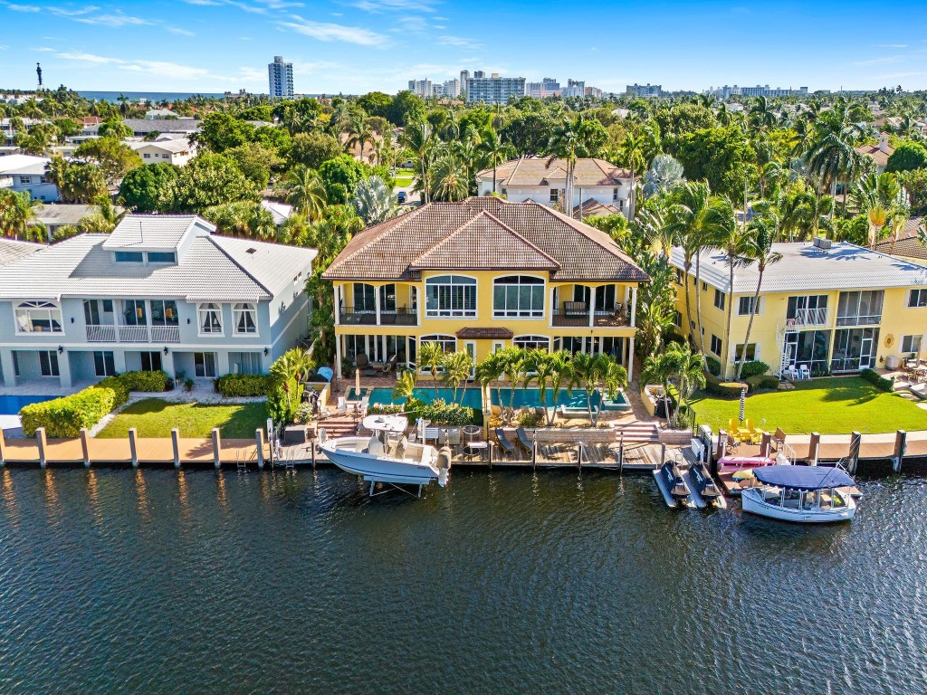 Lighthouse Point 3rd Sec - Residential