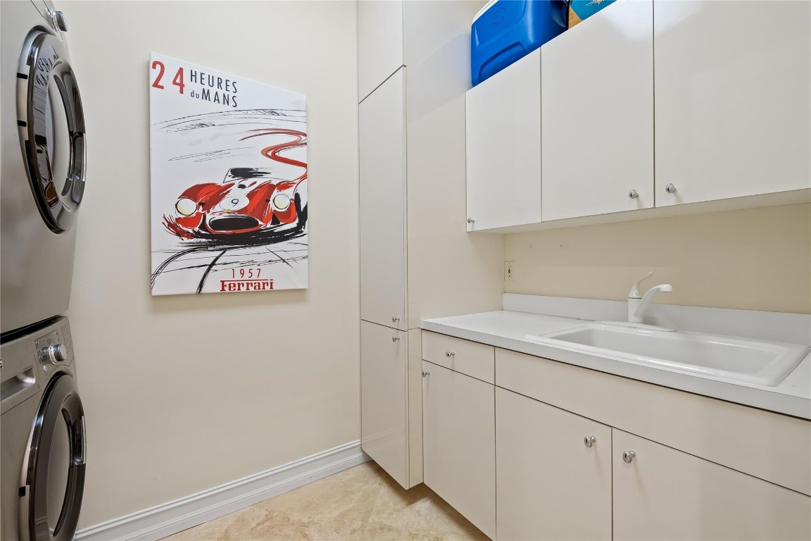 Lighthouse Point 3rd Sec - Residential