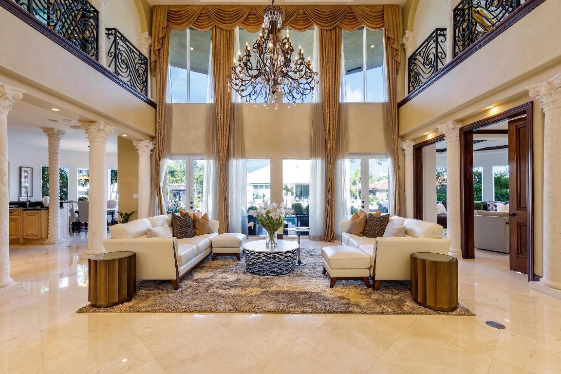 TROPIC ISLE - Residential