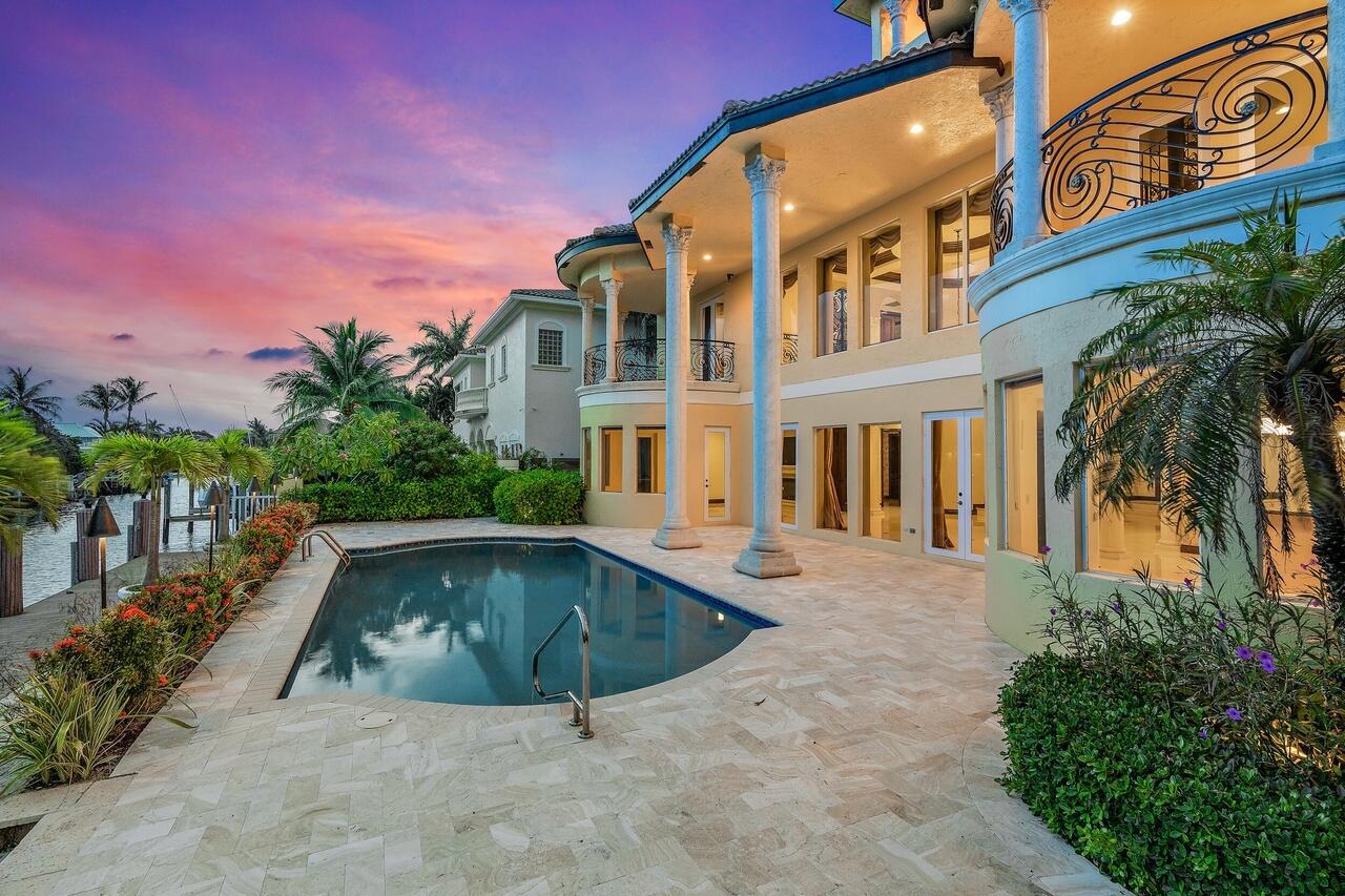 TROPIC ISLE - Residential