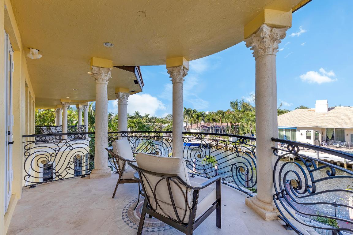 TROPIC ISLE - Residential