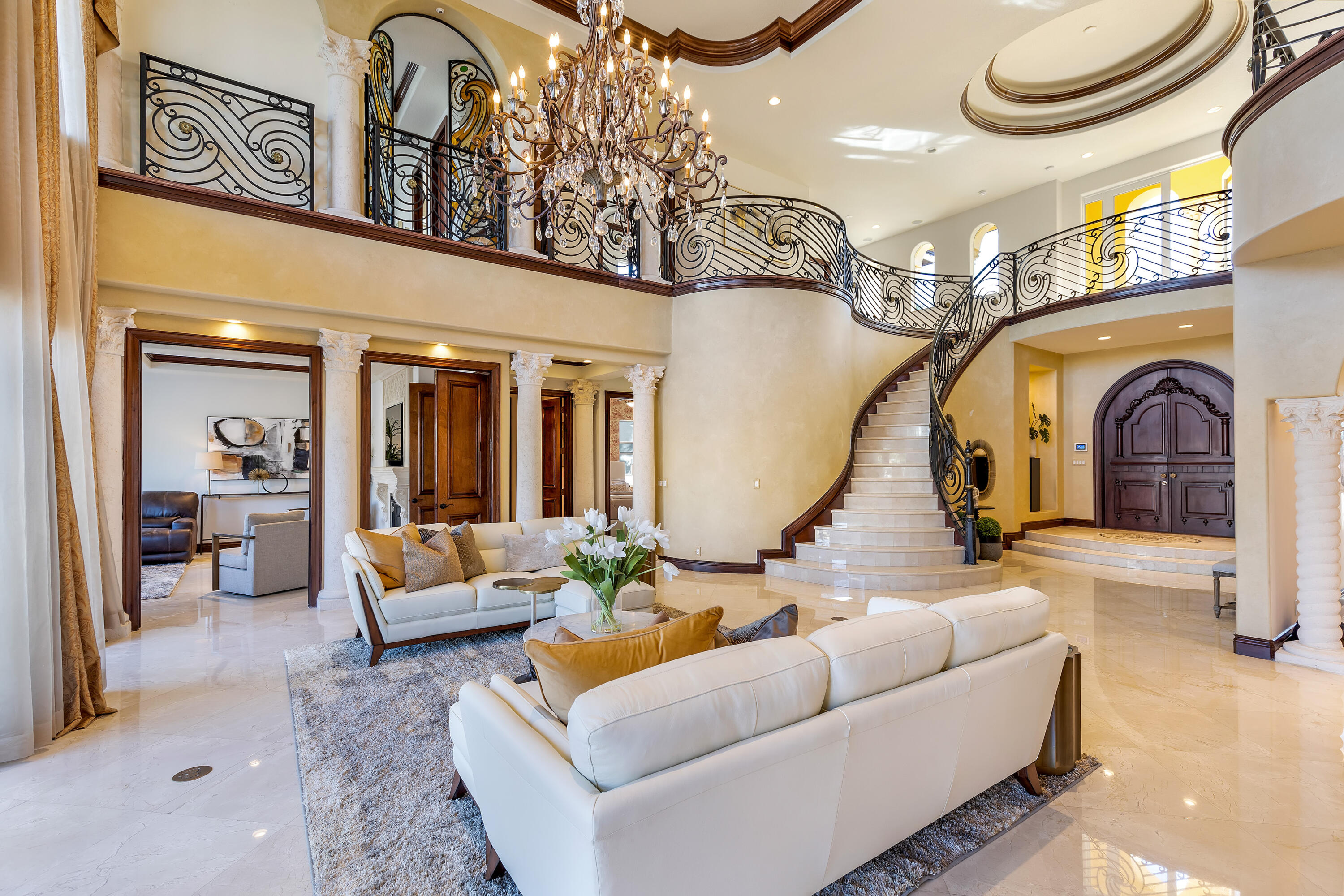 TROPIC ISLE - Residential