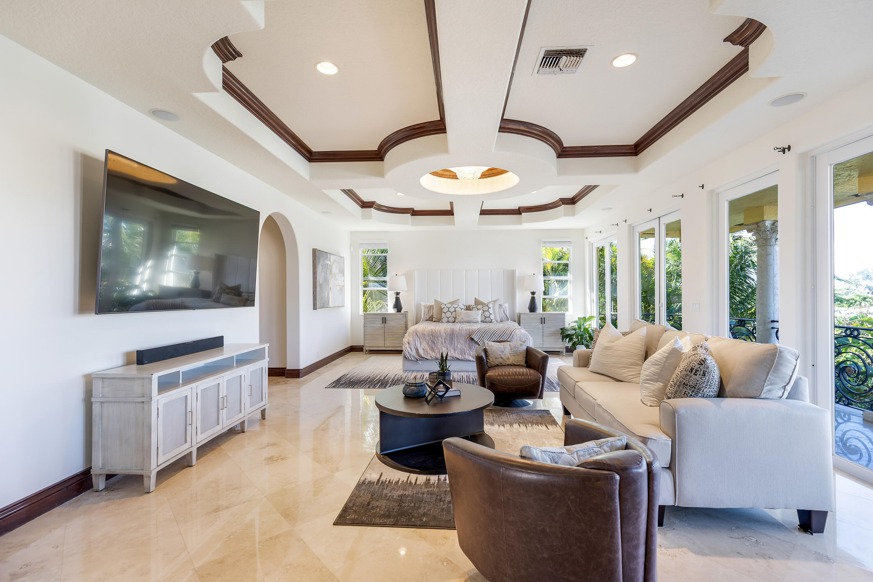 TROPIC ISLE - Residential