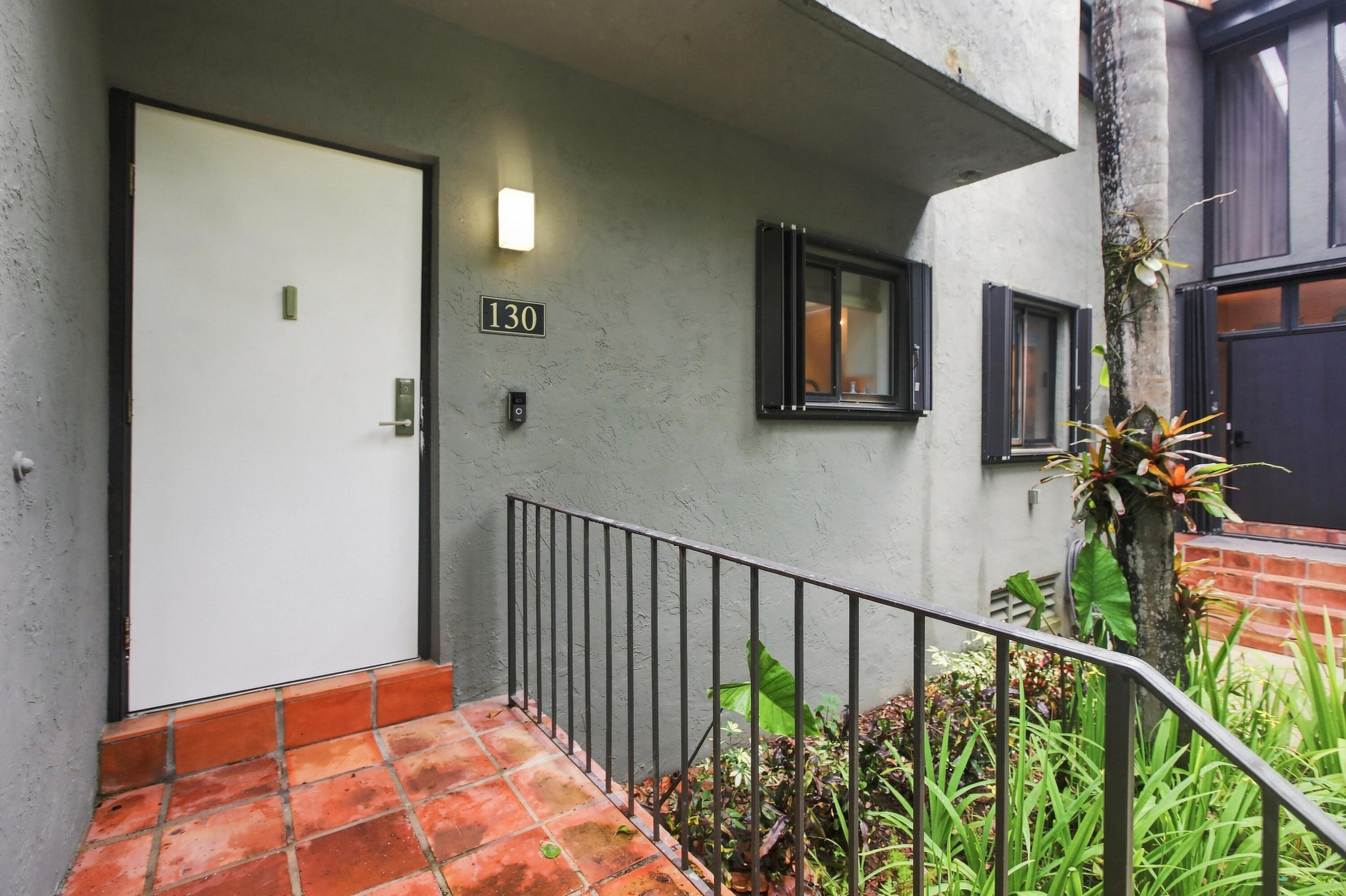 980 NW N River Drive 30