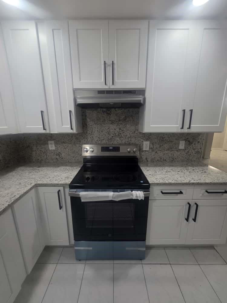 Glenwood Sub 69-33 B - Residential Lease