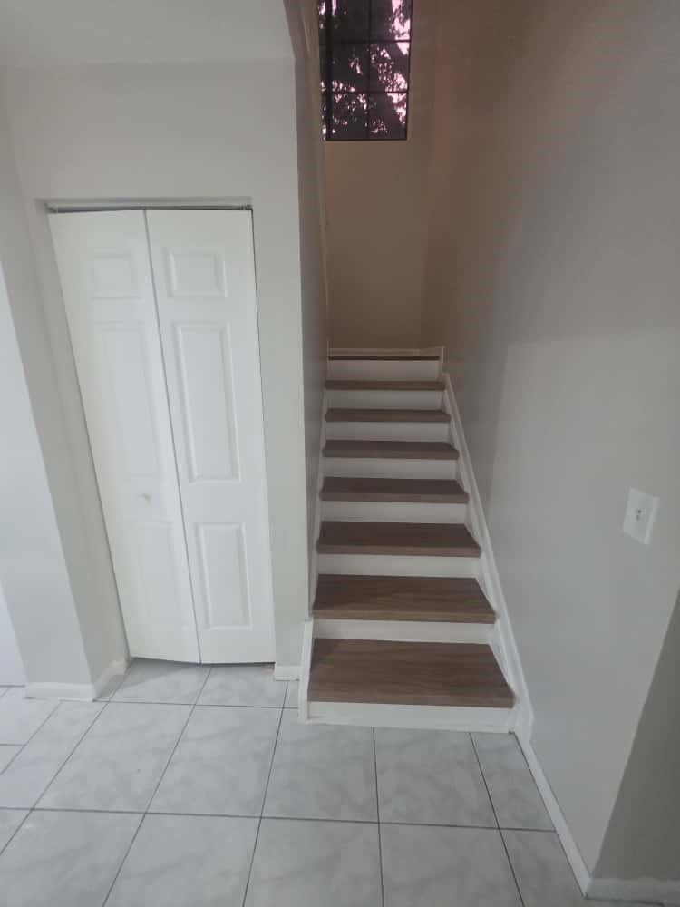 Glenwood Sub 69-33 B - Residential Lease