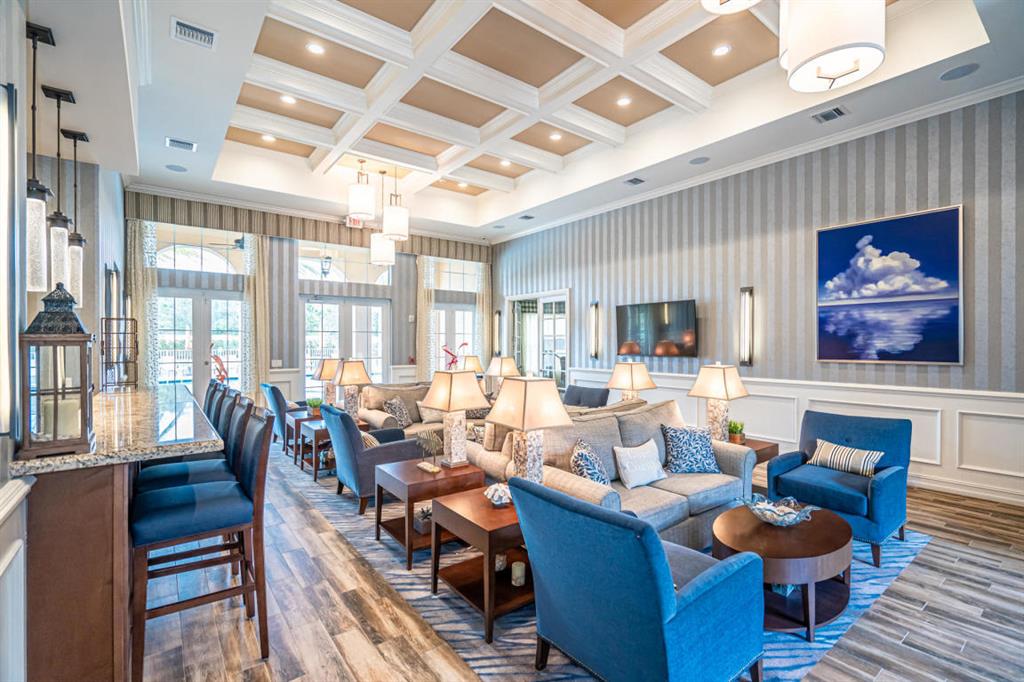 COLONY RESERVE - Residential Lease