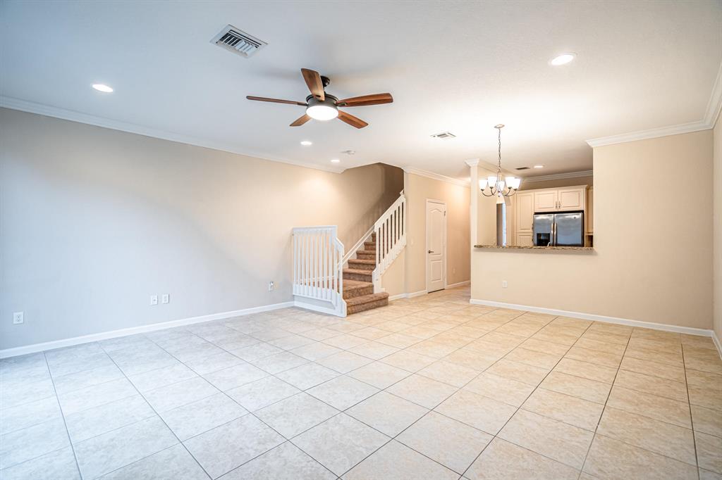 COLONY RESERVE - Residential Lease