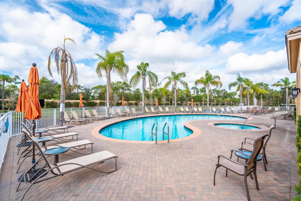 COLONY RESERVE - Residential Lease