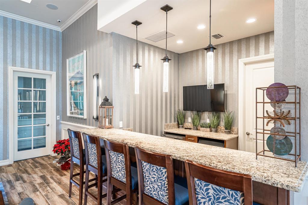 COLONY RESERVE - Residential Lease