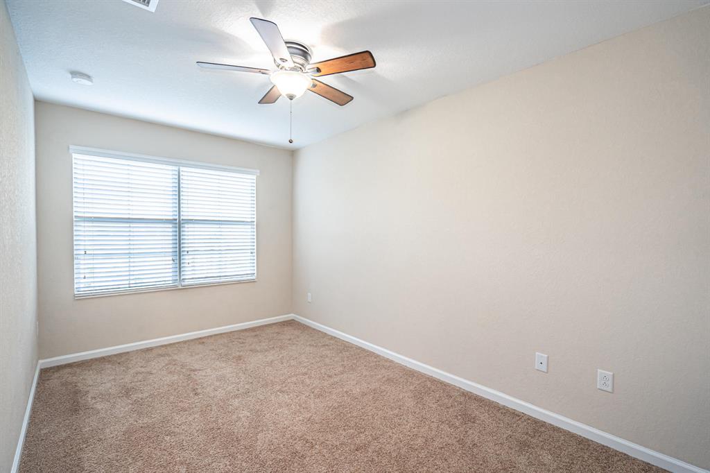 COLONY RESERVE - Residential Lease