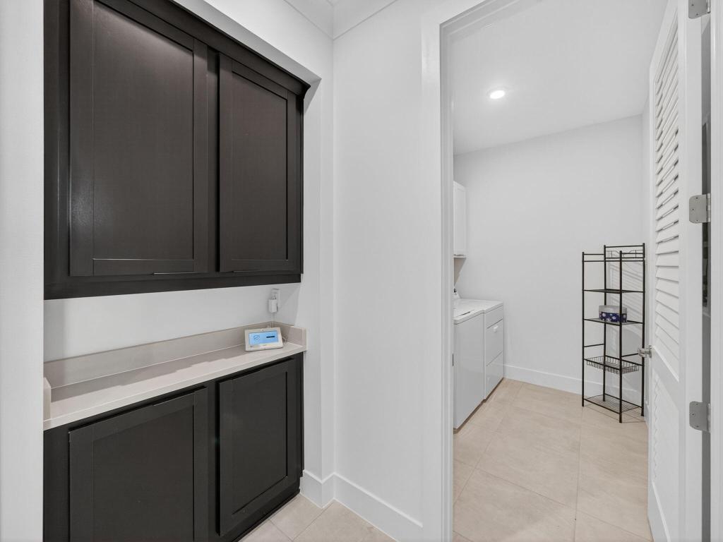 TELARO AT SOUTHERN GROVE PHASE 2 AND 3 - Residential