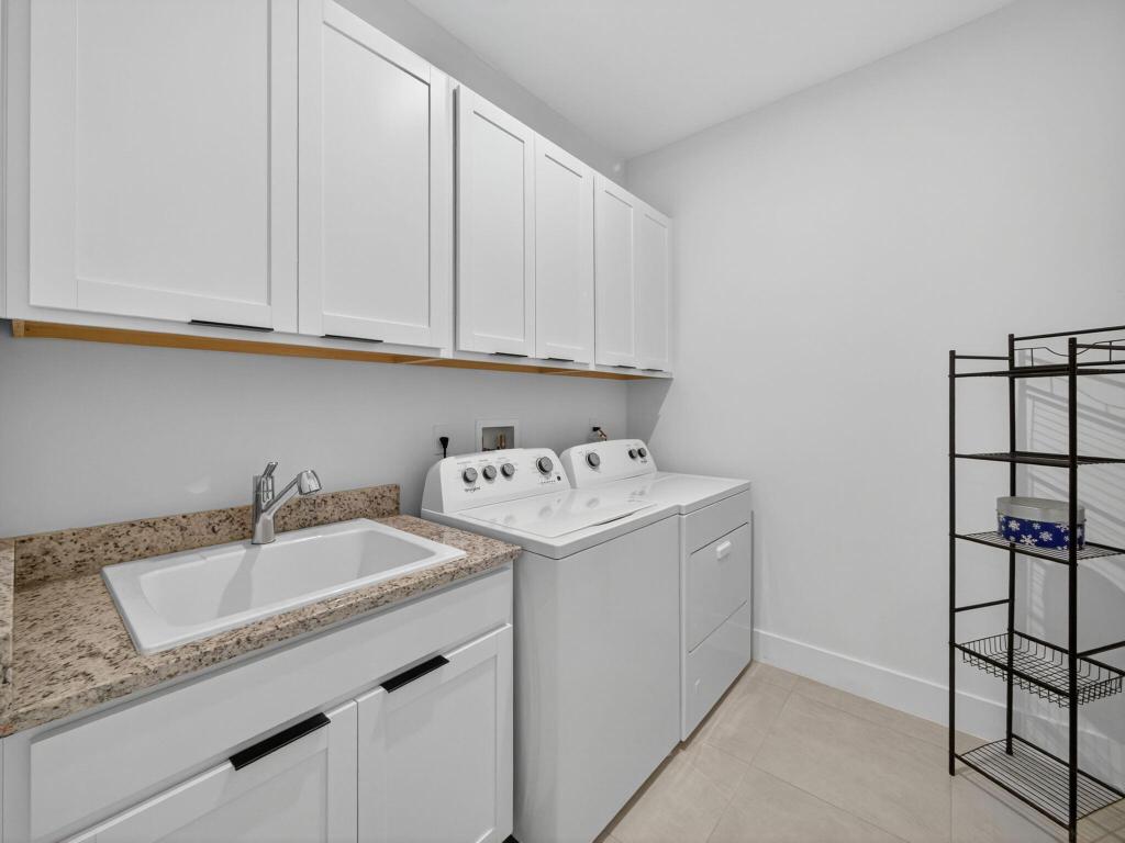 TELARO AT SOUTHERN GROVE PHASE 2 AND 3 - Residential