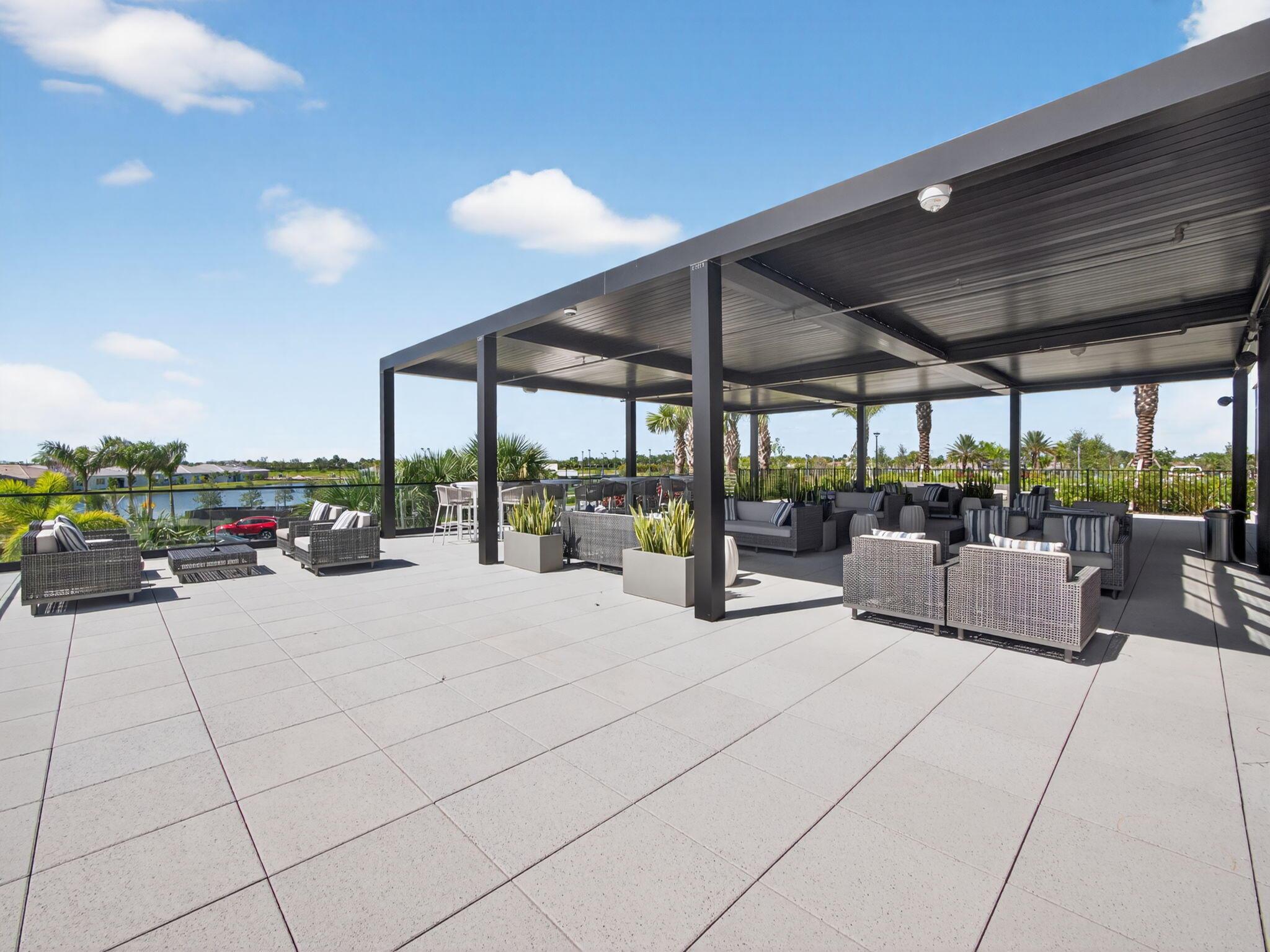 TELARO AT SOUTHERN GROVE - Residential