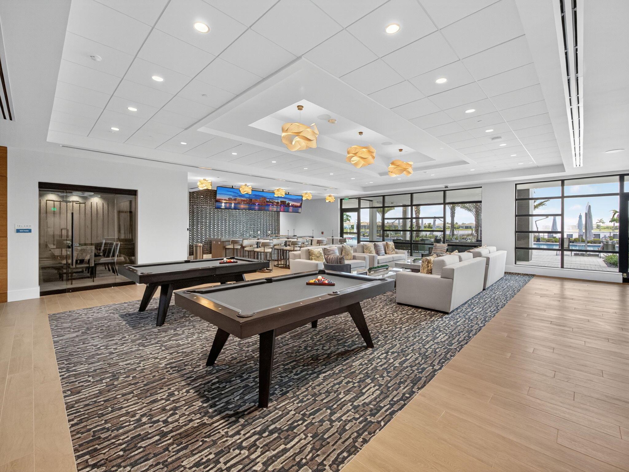 TELARO AT SOUTHERN GROVE - Residential