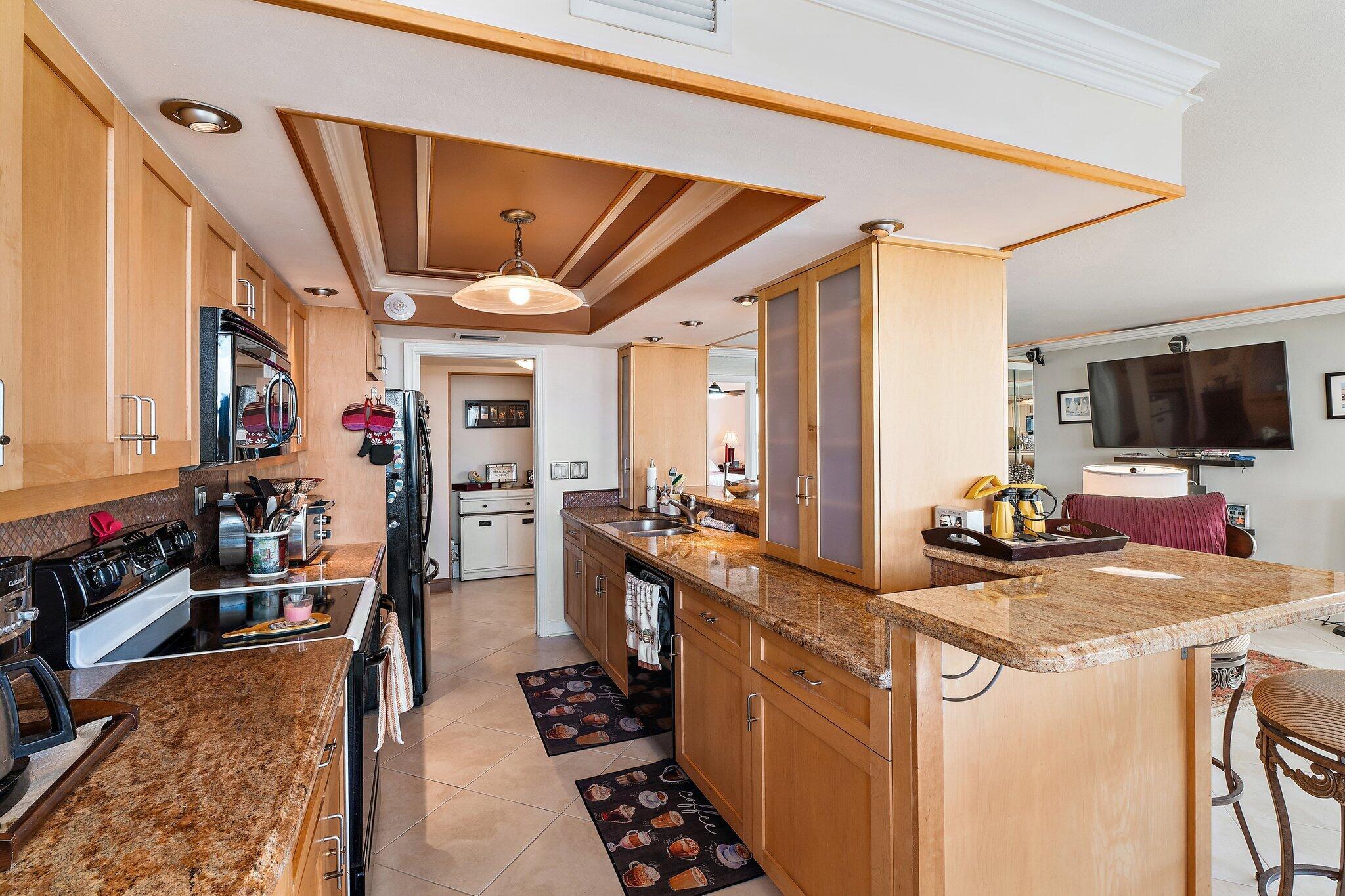 DUNES TOWERS CONDO - Residential