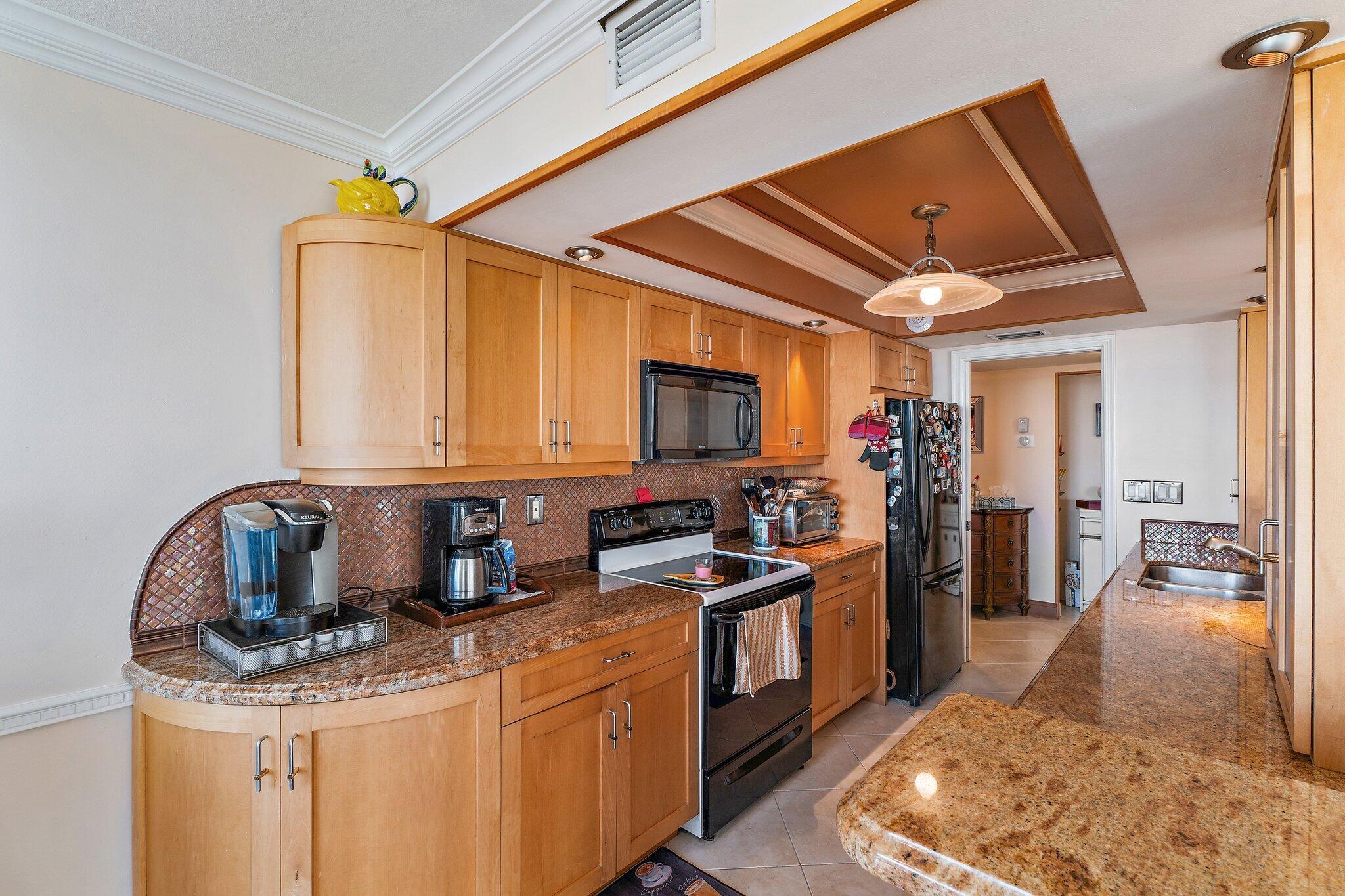 DUNES TOWERS CONDO - Residential