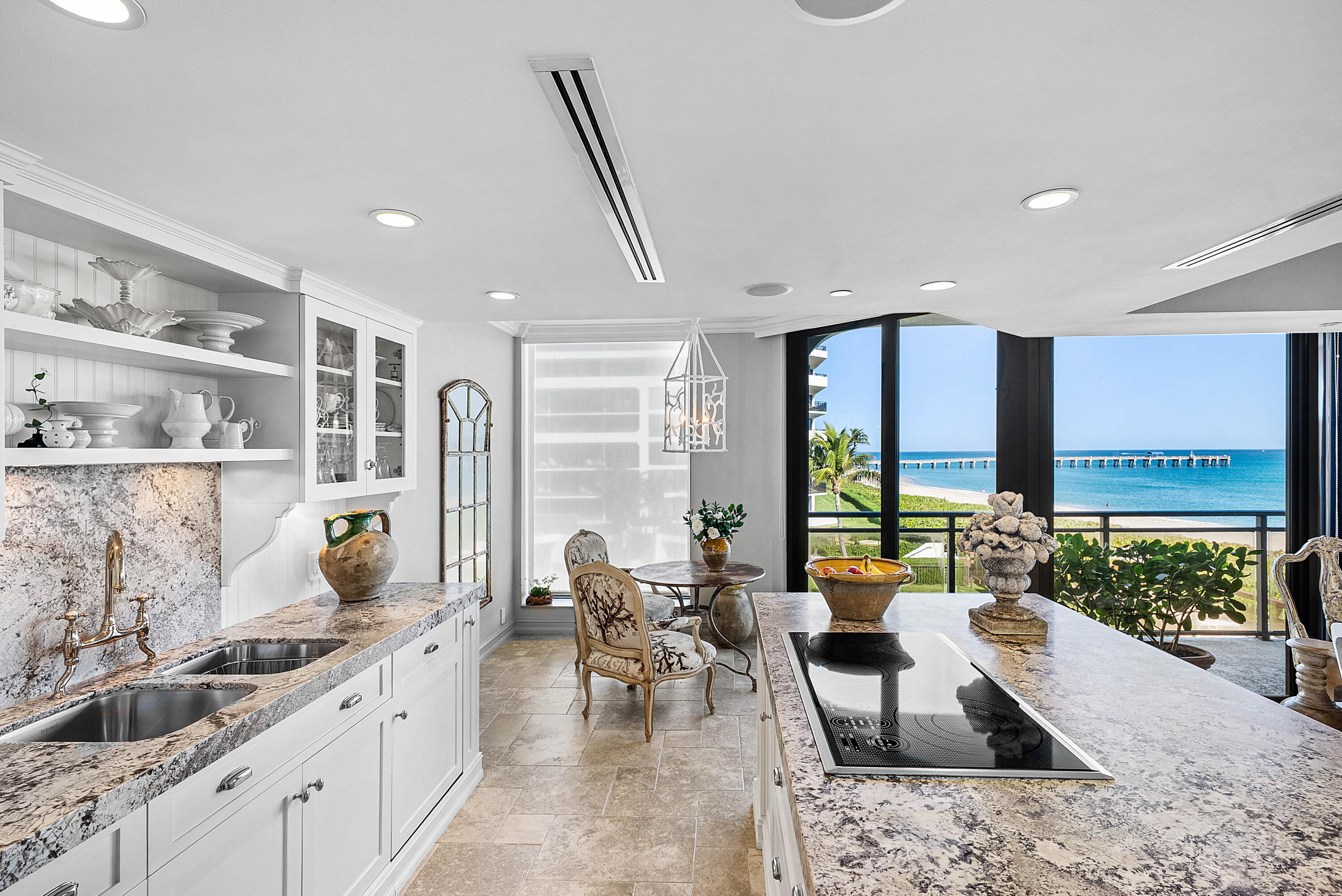 PALM BEACH HAMPTON CONDO - Residential