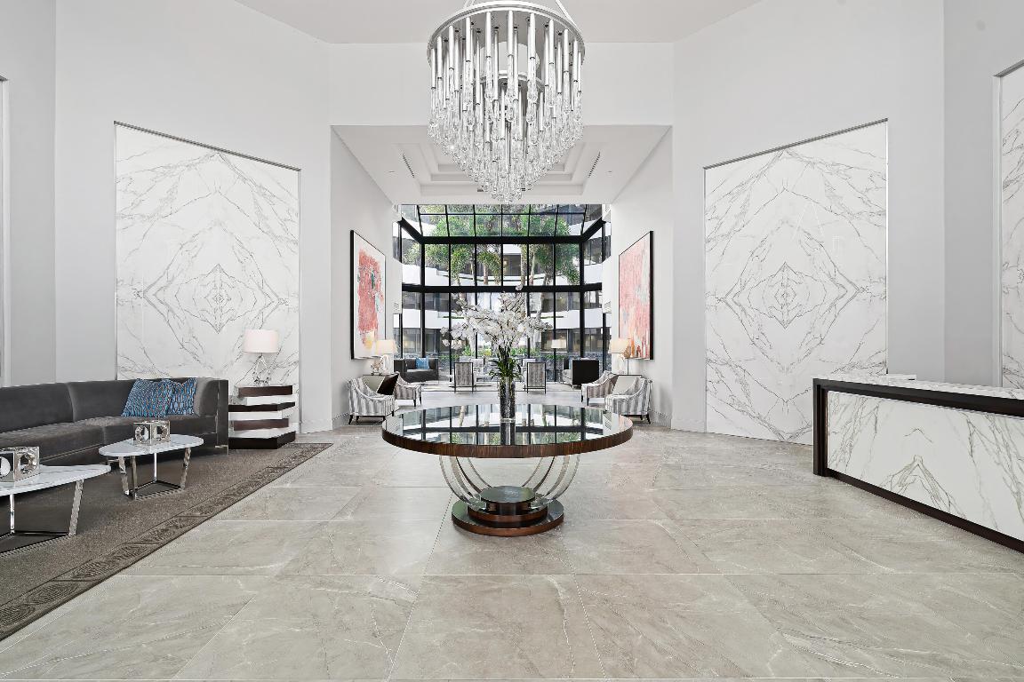 PALM BEACH HAMPTON CONDO - Residential