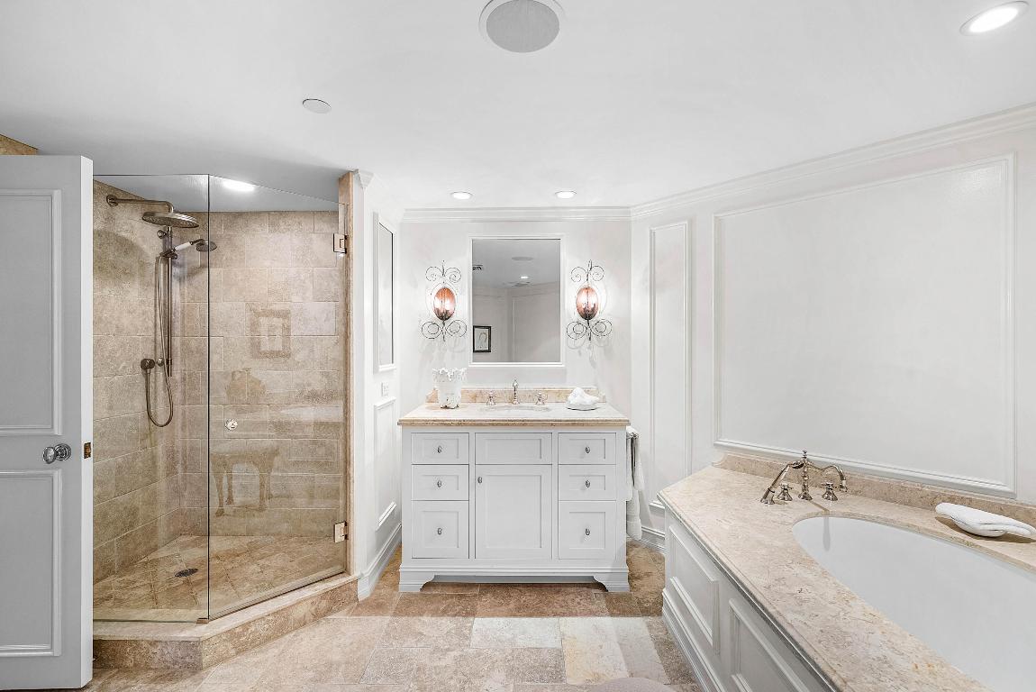 PALM BEACH HAMPTON CONDO - Residential