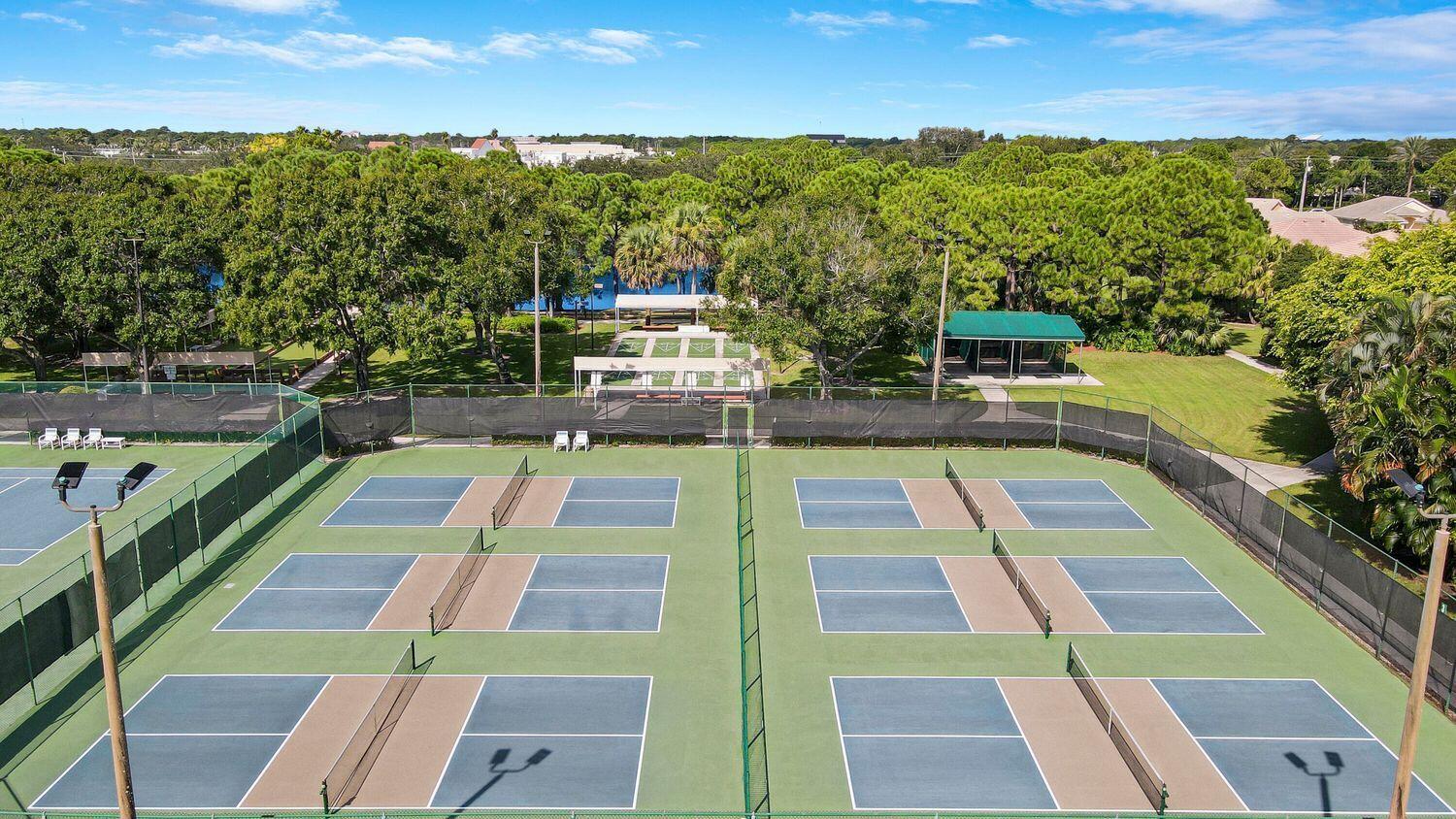 KINGS ISLE PHASE IX - Residential