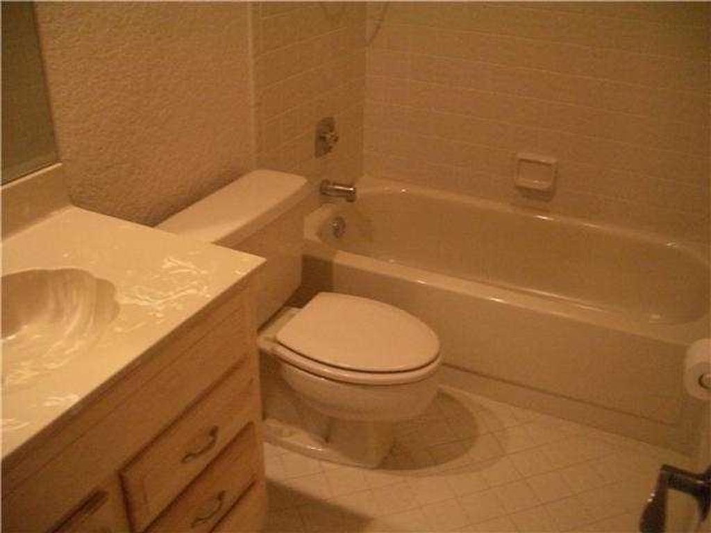 Photo of 6737 Bridlewood Court, Boca Raton, FL 33433 (MLS # R10998627)