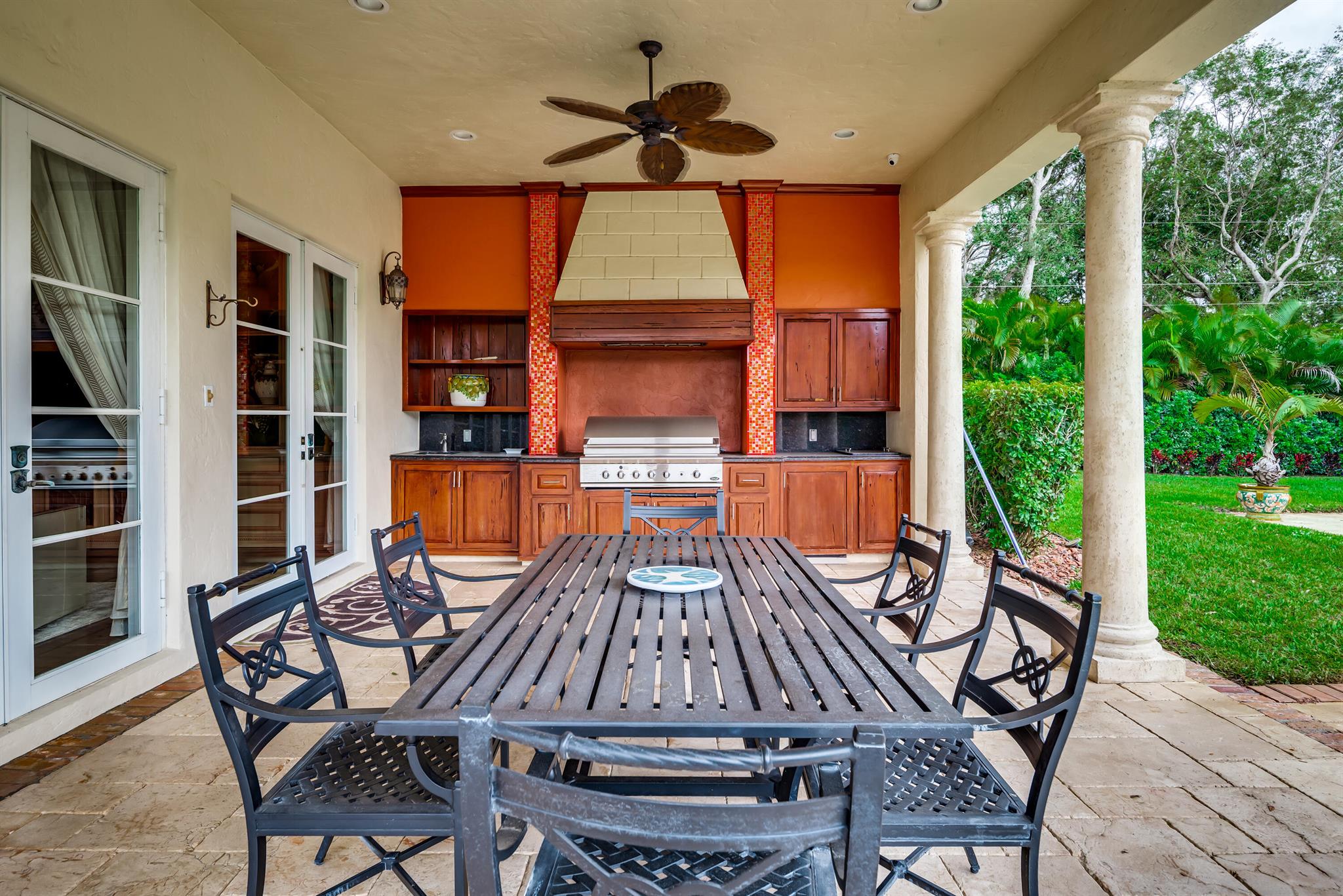 BONIELLOS ACRES - Residential