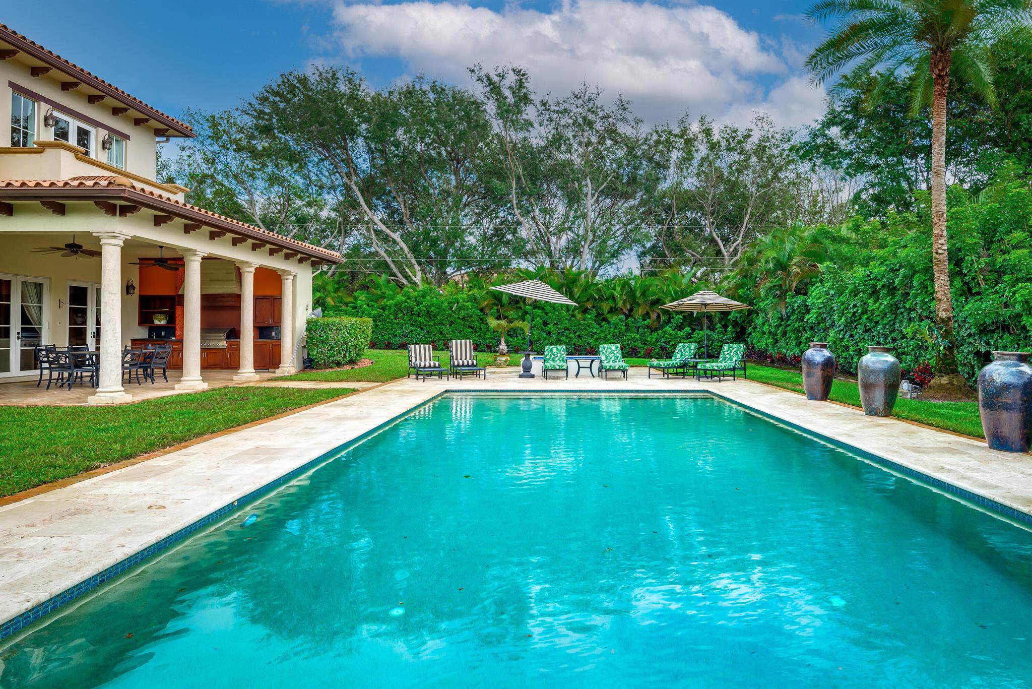 BONIELLOS ACRES - Residential