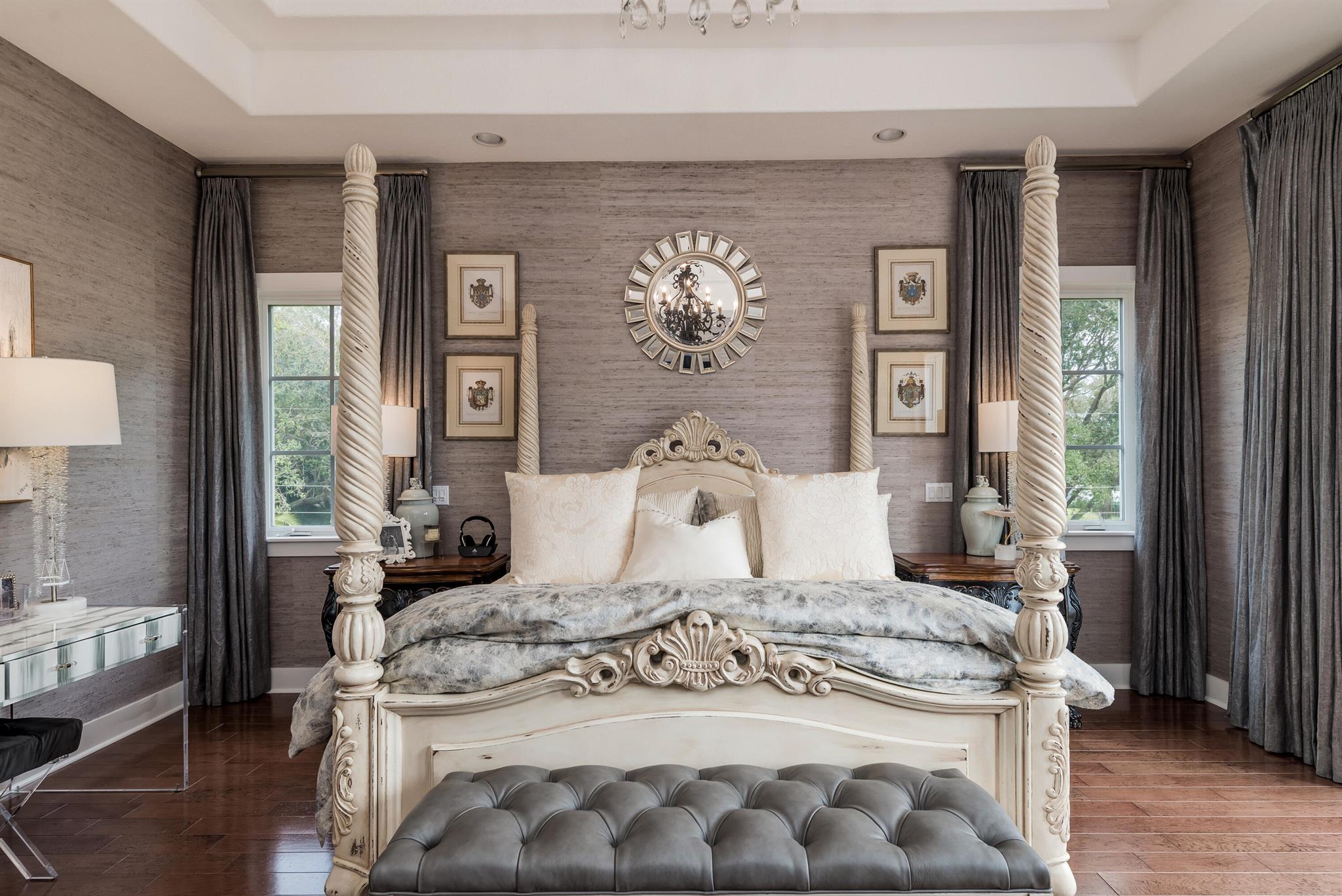 BONIELLOS ACRES - Residential