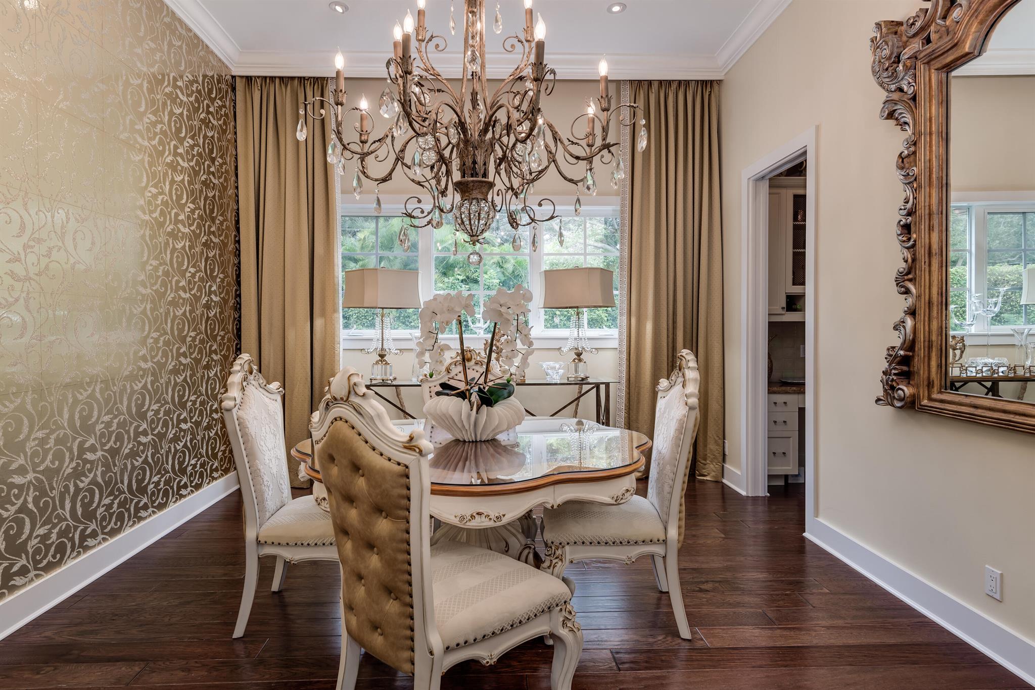 BONIELLOS ACRES - Residential