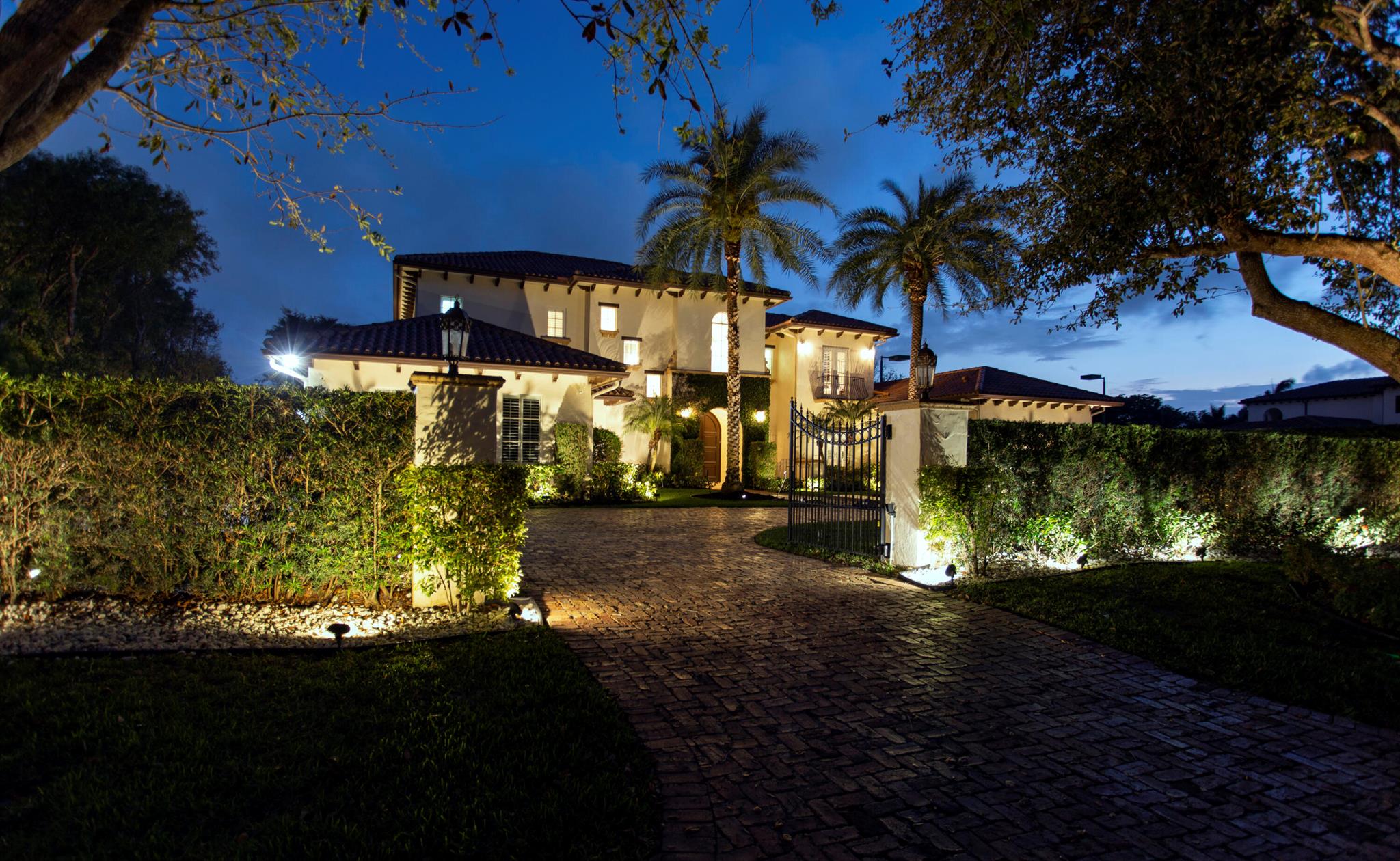 BONIELLOS ACRES - Residential