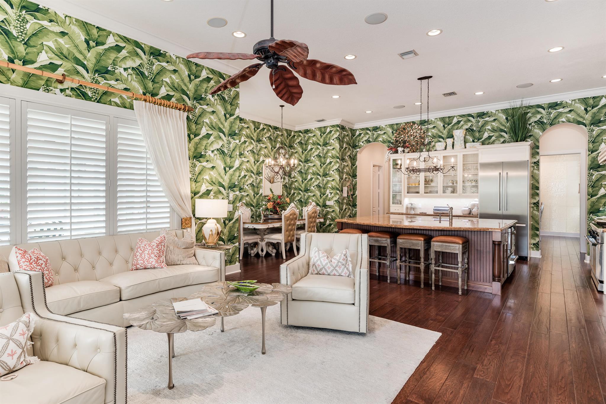 BONIELLOS ACRES - Residential