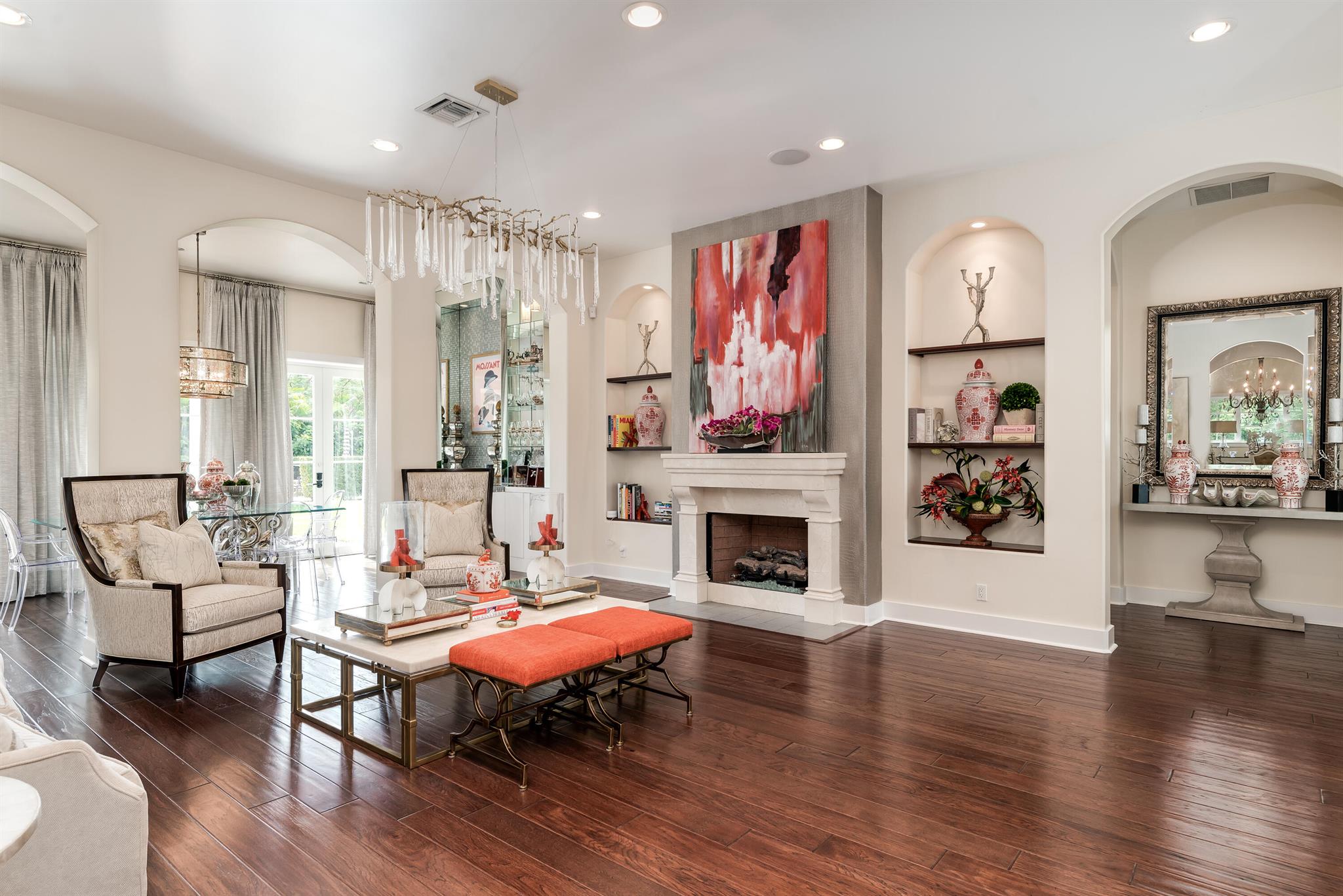 BONIELLOS ACRES - Residential