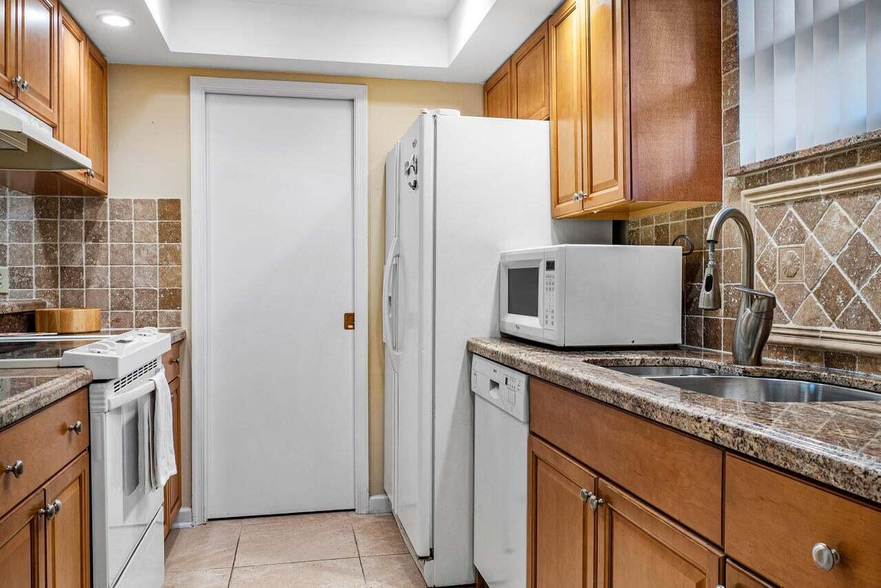 BAGATTELLE CONDO - Residential