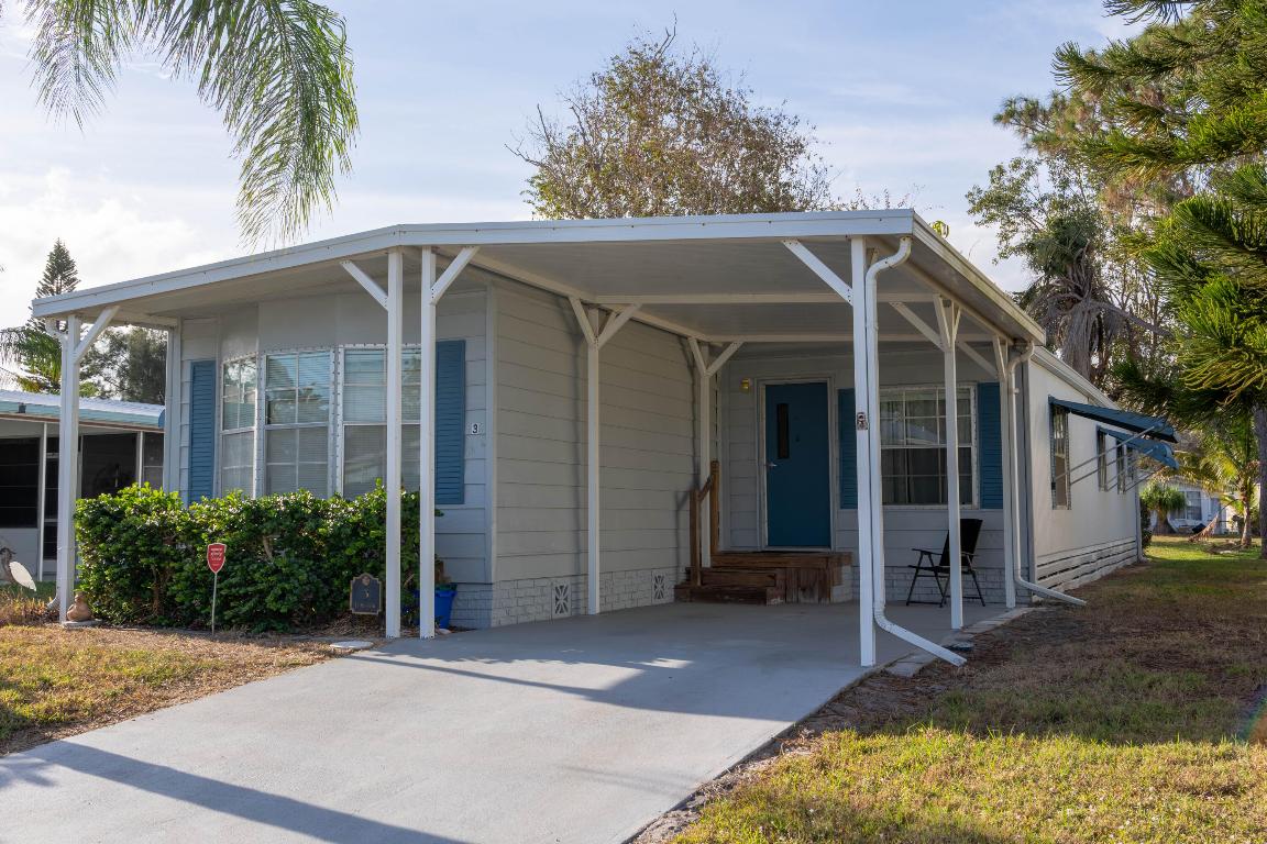 Spanish Lakes Golf Village - Residential