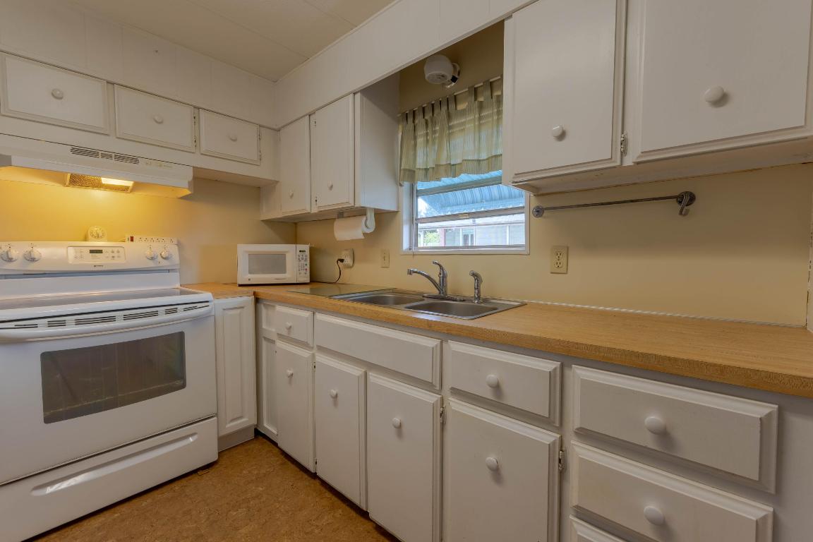 Spanish Lakes Golf Village - Residential