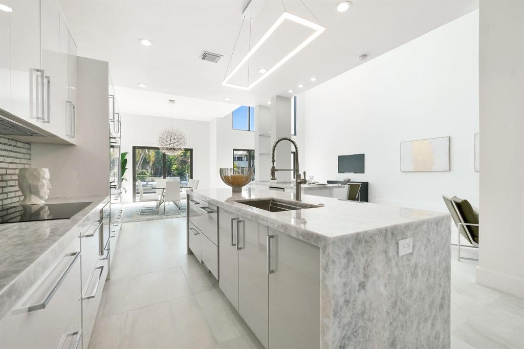 BOCA MARINA - Residential