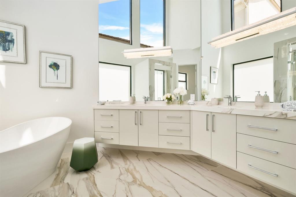 BOCA MARINA - Residential