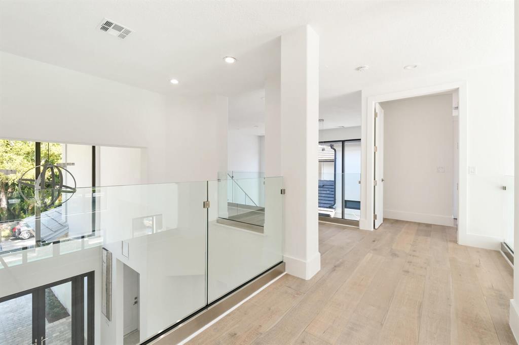 BOCA MARINA - Residential