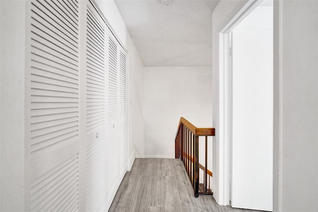 TOWNHOUSES OF EMERALD HIL - Residential Lease